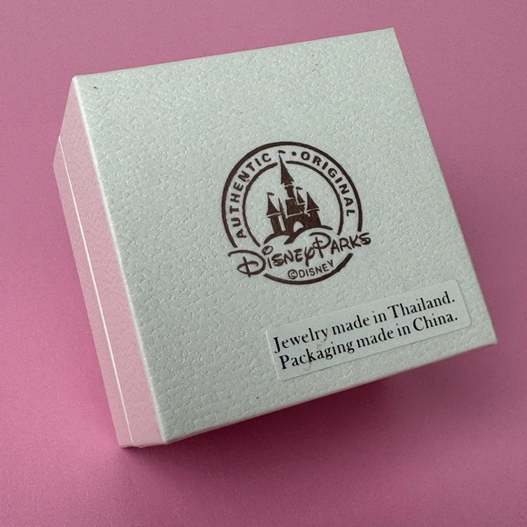 Authentic Disneyland Park 60th Anniversary Pandora Blue enamel pendant - Picture 6 of 11